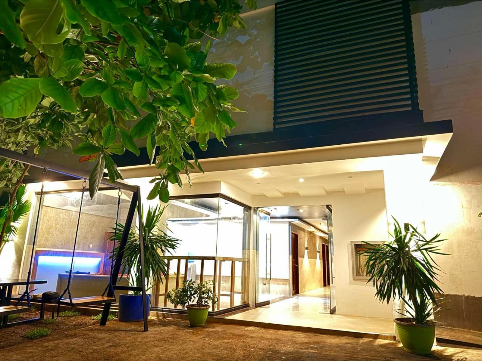 Goofy Ants Hostel Puerto Princesa Exterior foto